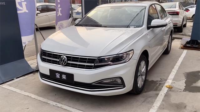 全新宝来1.4t（全新宝来14t轮毂多少钱一个）-图1